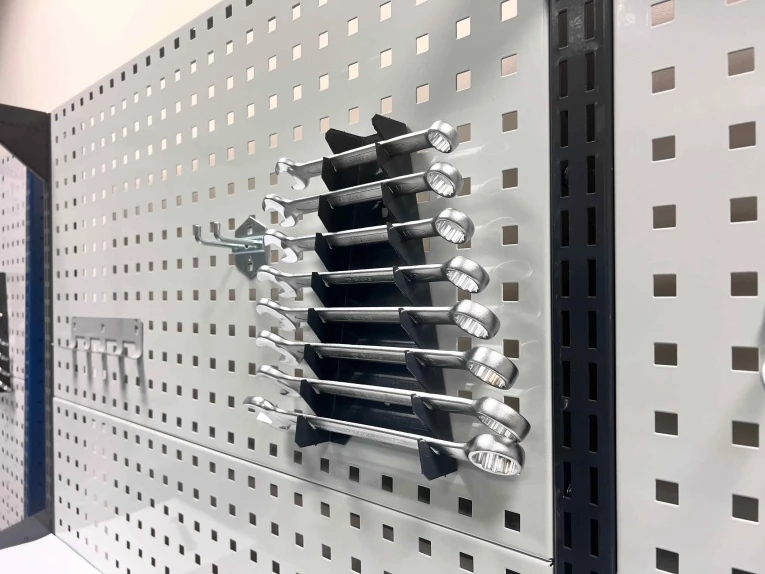 Стол-верстак Craft 1202.S14.3 купить в Иркутске Стол-верстак Craft 1202.S14.3 купить в Иркутске