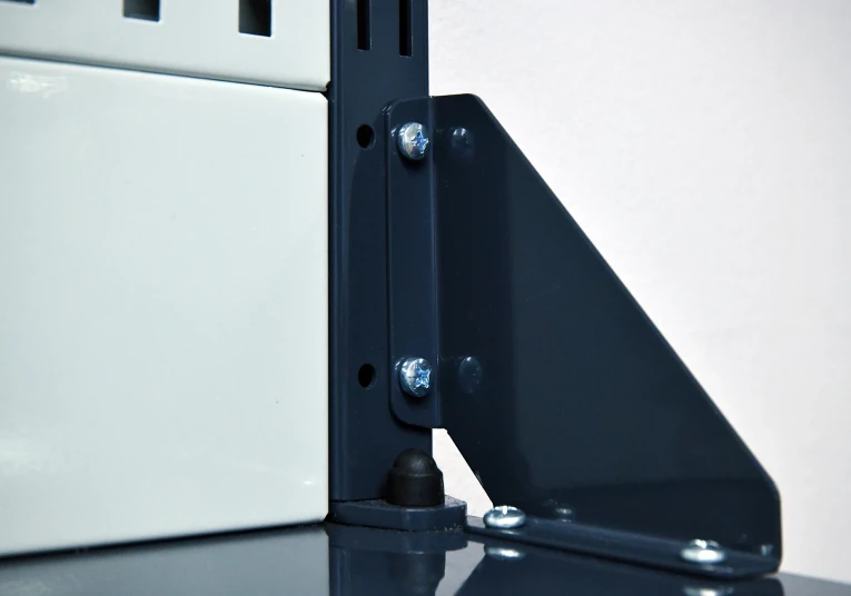 Верстак MCN 1252.L4-2F купить в Иркутске Верстак MCN 1252.L4-2F купить в Иркутске