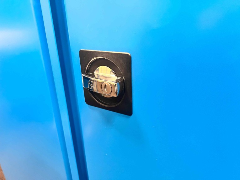 Шкаф инструментальный TNC 101.4S купить в Иркутске Шкаф инструментальный TNC 101.4S купить в Иркутске