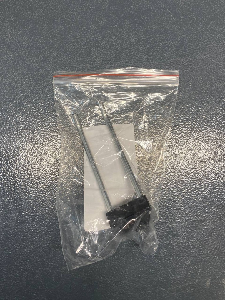 Крючок двойной 100 мм купить в Иркутске