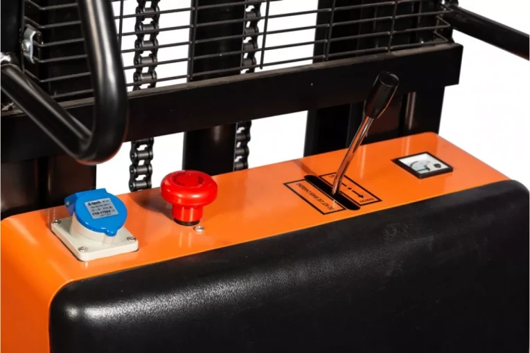 Штабелер электрический самоходный, поводковый 1,2 т-3,5м Вилы: 1150 , АКБ Li - Ion, CL1235J SIBLINE купить в Иркутске