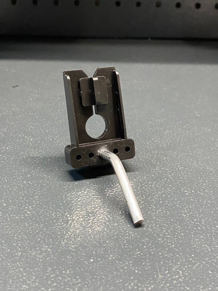 Крючок наклонный 50 мм купить в Иркутске Крючок наклонный 50 мм купить в Иркутске